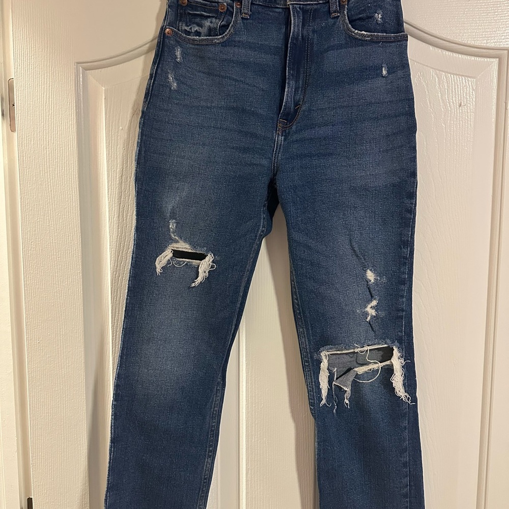 Abercrombie & Fitch Ankle Distressed Women's Jeans Size 26/2